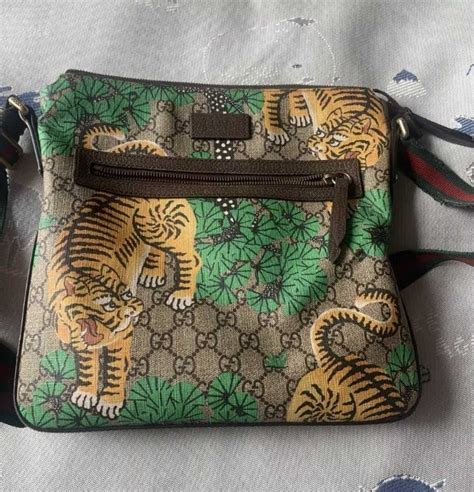 gucci tiger messenger bag|gucci bengal tiger wallet.